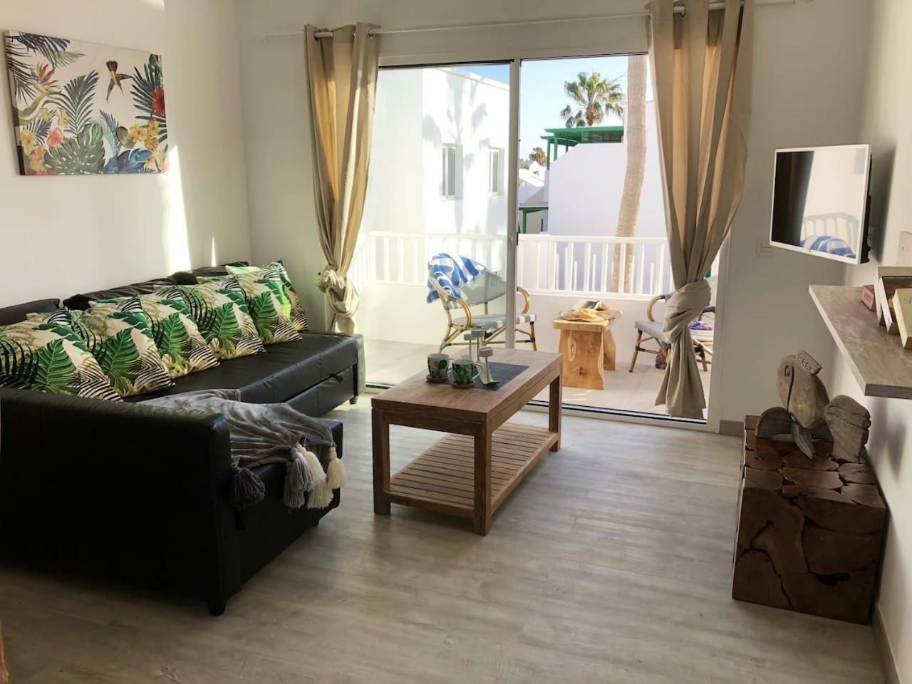Ferienwohnung Sea Breeze Costa Teguise Exterior foto